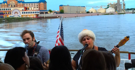 Shannon & The Clams performing aboard The River City Star, May 15, 2016.